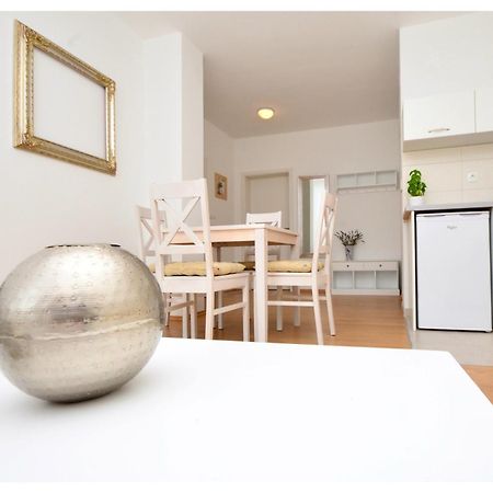 Aprtment Close To Center Zadar Chambre photo