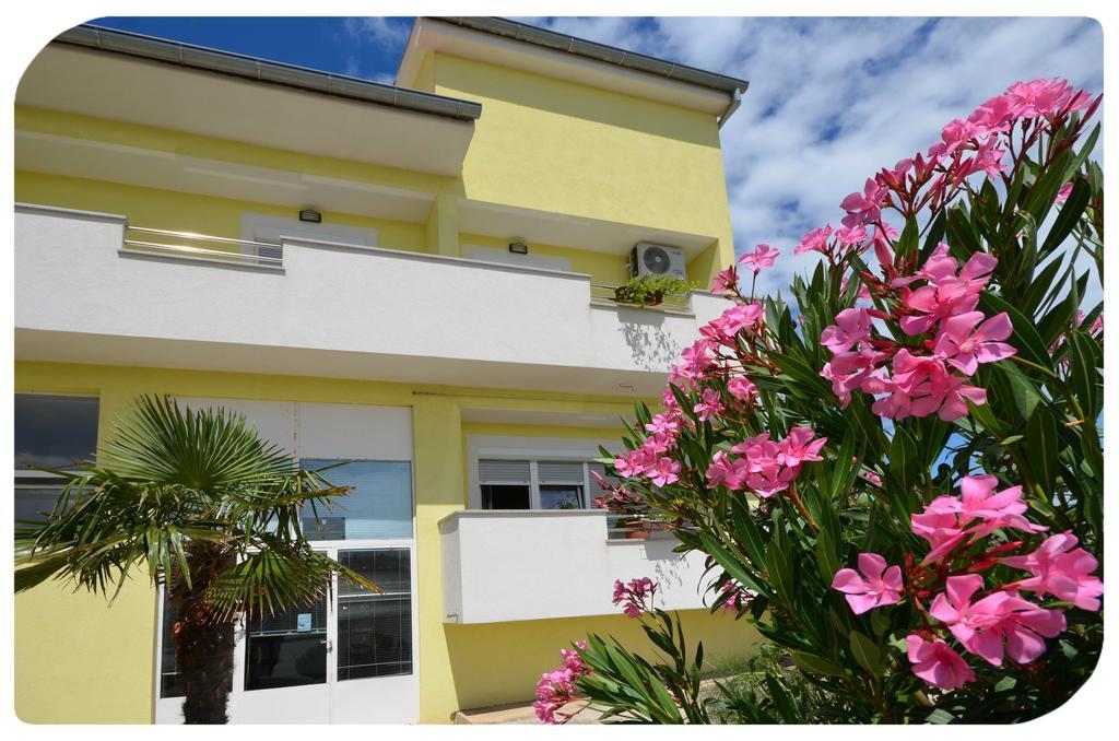 Aprtment Close To Center Zadar Chambre photo